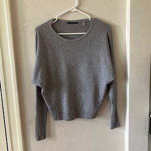 Ttahari gray sweater size small